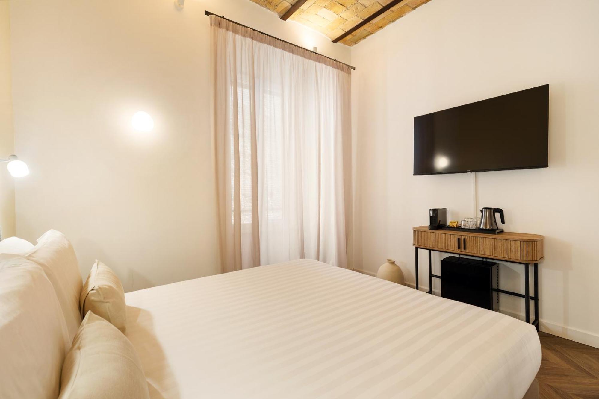 Elegantia Luxury Rooms Trastevere — Photos 3