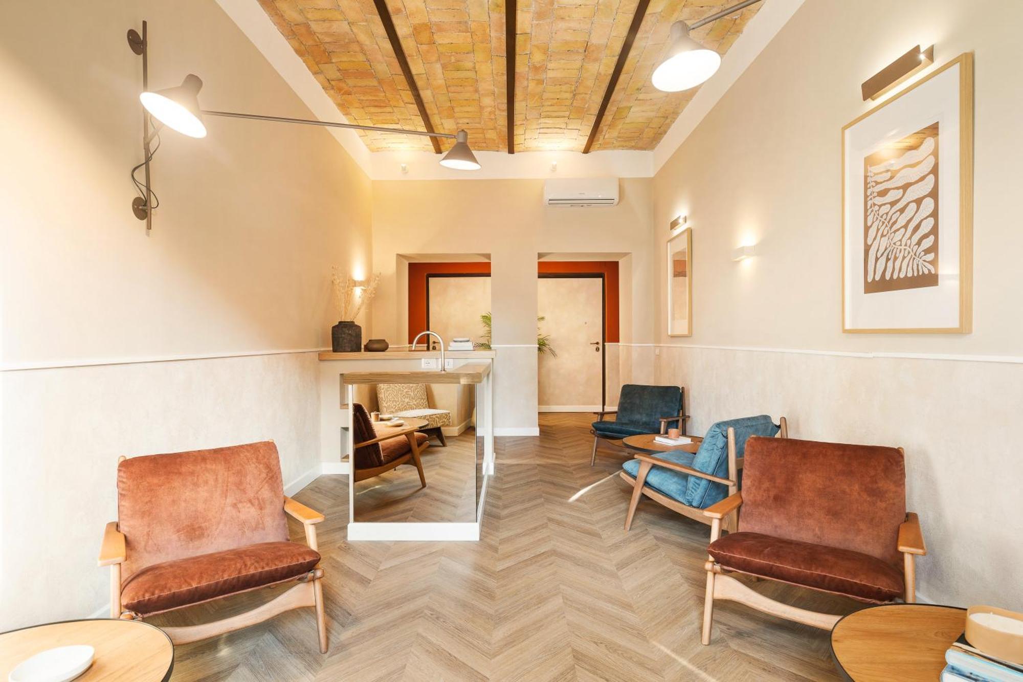 Elegantia Luxury Rooms Trastevere — Photos 2